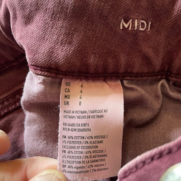 American Eagle Outfitters Midi Shorts Burgundy Super Stretch Women's Size 4 - Picture 3 of 5